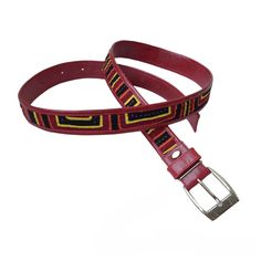 Beautiful vintage leather belt with inlaid colourful patterned fabric The belt is long Length: 80 - 99 cm // 31.5 - 39 '' Width: 2.9 cm // 1.15 '' Excellent condition Shipping will be charged only once when ordering multiple items from my shop More quality vintage items in my Etsy shop: https://www.etsy.com/shop/styled64 Vintage Adjustable Multicolor Belts, Multicolor Embroidered Leather Belt, Adjustable Multicolor Leather Belts, Vintage Bunting, Kilt Belt, Yellow Wallet, Festival Belt, Work Belt, Handmade Leather Belt