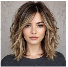 Discover the best mom haircuts, featuring easy, stylish, and low-maintenance options perfect for busy moms. Haircuts For Medium Length Hair, Layered Haircuts For Medium Hair, Shoulder Length Hair Cuts, Hair Affair, Haircuts For Medium Hair, Medium Hair Cuts, Dream Hair, Shoulder Length Hair, Brown Hair Colors