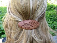 Beautiful handmade oval barrette in old Holm oak wood for medium hair with screwed french mechanic 7,5 cm with screwed french mechanic 7,5 cm ( 2.95 inch ) from screw to screw Lengths ~ 10 cm - 3.94 inch Width ~ 4 cm - 1.57 inch handcrafted by us in Portugal the red eucalyptus wood is finely sanded and oiled with olive wood ! Holm Oak, Red Eucalyptus, Leaf Scarf, Eucalyptus Wood, Handmade Sign, Scarf Pin, French Barrette, Hair Slide, Hair Clipper