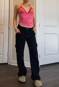 Vintage Y2k era VS pink trendy tank top with lace perfect with low rise jeans for the ultimate y2k aesthetic  model is 5'5 120 lbs for a size reference Y2k Tank Top Outfit, Pink Y2k Fashion, Pink Top Black Pants, Pink Tank Top Outfit, Fall Y2k Outfits, Cute Y2k Outfits, Y2k Fashion Early 2000s, Y2k Outfits Aesthetic, Belly Shirt