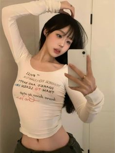 Vevesc Vintage Letter Print Slim Ins Women T-shirt Streetwear Y2k Harajuku Long Sleeve Tshirts Korean Casual Bottoming Tee Shirts Femme Long Sleeve Tshirts, Printed Beach Dresses, Edit Capcut, Y2k Harajuku, Split Long Dress, Aesthetic Streetwear, Beach Dresses Summer, Aesthetic T Shirts, Long Bodycon Dress