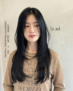 Asian Hair Long Layers, Haircut Asian Girl, Korean Haircut Long, Medium Hair Styles For Women, Asian Short Hair, Haircuts For Medium Hair, Mid Length Hair