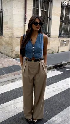 Aritzia Employee Outfit, Photographer Outfits, Denim Vest Style, York Outfits, Outfits Primavera, 2024 Inspiration, Outfit Primavera, Summer Work