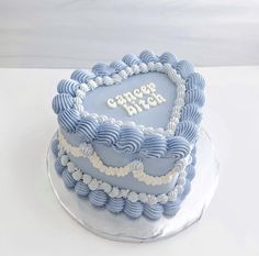 cancer zodiac cake Blue Theme Cake, Zodiac Birthday Cake, Zodiac Cakes, Couples Cake, Heart Cake Design, Birthday 15