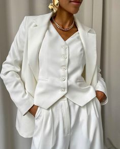 White 3 Piece Wedding Suit Bridal Suit Wedding Pantsuit For - Etsy España White Blazer Suit Women, White Three-piece Suit With Notch Lapel For Party, White Notch Lapel Wedding Sets, White Notch Lapel Sets For Wedding, White Long Sleeve Semi-formal Pantsuit, White Long Sleeve Pantsuit For Semi-formal Occasions, Elegant Wedding Three-piece Suit With Long Sleeves, Elegant Long Sleeve Three-piece Wedding Suit, White Pantsuit With Suit Collar For Evening