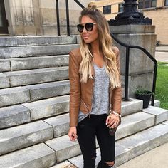 Casual #ootn...neutrals for the win @liketoknow.it http://liketk.it/2p0TP #liketkit Mode Tips, Jacket Outfit, Brown Leather Jacket, Looks Style, Mode Inspiration, Fall Winter Outfits, Outfits Casuales, Look Fashion, Jacket Outfits