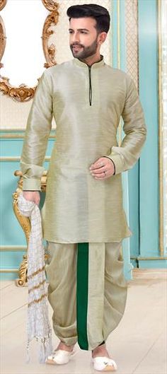 Green color Dhoti Kurta in Dupion Silk fabric with Thread work Kurta With Dhoti, Mens Indian Wear, Wedding Kurta For Men, Groom Dress Men, Gents Kurta Design, Gents Kurta, Kurta Men, Men Kurta, Boys Kurta