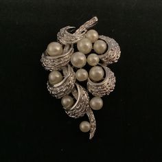 Very Nice Silver Tone And Pearl Pin. In Excellent Condition! White Brooch Jewelry For Evening, White Evening Jewelry With Brooch, Trifari Jewelry Vintage, Trifari Brooch, Trifari Jewelry, Pearl Pin, Vintage Trifari, Jewelry Vintage, Brooches