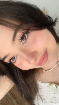 Cute Makeup Natural Aesthetic, Cute Subtle Makeup Looks, Makeup No Makeup Look Natural, Maquillaje Aesthetic Natural, Soft Makeup Look Natural, Subtle Makeup Looks, Makeup Aesthetic Natural, Subtle Eye Makeup, Soft Makeup Looks