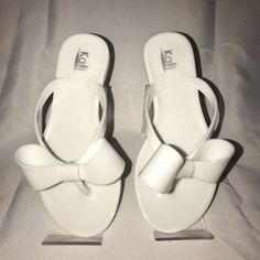 Fit: Small Comes In A Box Last One Left ***All Sales Are Final*** White Plastic Jelly Sandals For Spring, Spring White Plastic Jelly Sandals, White Plastic Beach Flip Flops, Fun White Sandals For Spring, White Synthetic Jelly Sandals For Party, Fun White Synthetic Sandals, White Adjustable Open Toe Jelly Sandals, Cute White Synthetic Flip Flops, White Fun Flip Flops For Spring