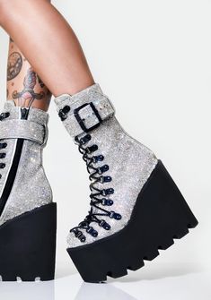 Club Exx Crystal Traitor Boots – Dolls Kill Holographic Boots, 90s Platform Shoes, Creeper Boots, Butterfly Heels, Trendy Womens Shoes, Grunge Clothing, Lace Up Leggings, Punk Boots, Vegan Boots