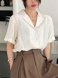 Women Fashionable Summer Versatile Simple Lapel Shirt White Casual  Short Sleeve Woven Fabric Plain Shirt Non-Stretch Summer Women Clothing, size features are:Bust: ,Length: ,Sleeve Length: Cute Simple Clothes, Short Sleeve Shirt Outfit, Linen Shirt Outfit, Button Down Outfit, Short Sleeve Linen Shirt, Outfit Mujer, Estilo Hip Hop, Plain Shirts, White Casual