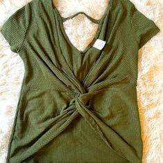 Back Cut Out Twist Front V Plunge Crop Top Brand New, Never Worn Crisscross Top For Day Out In Spring, Green Stretch Tops With Tie Back, Green Stretch Top With Tie Back, Summer Crisscross Top For Vacation, Green Stretch Tie Back Top, V-neck Tie Back Tops For Day Out, Tie Back V-neck Top For Day Out, Spring Cropped Twist Front Crop Top, Fitted Twist Front Crop Top