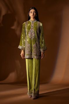 Fashion: #fashion, #style, #outfitinspiration, #beauty Green Velvet Suit, Indian Formal Dresses, Velvet Dress Plus Size, Green Velvet Pants, Pant Suit Set, Wedding Pants, Black Velvet Shorts, Olive Green Blazer, Sleeved Velvet Dress