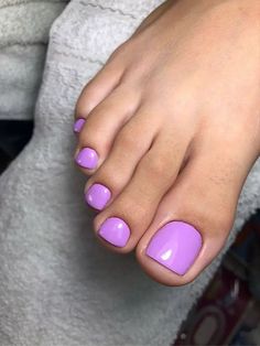 Top Toe Nail Colours for 2024: Find Your Fall & Summer Pedicure Style Toe Nail Colours, Purple Toe Nails, French Pedicure Designs, Black Toe Nails, Classic French Tip, Classy Colors, Multicolored Nails, Summer Pedicure, Baddie Vibes