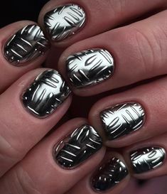 Leather Nails Design, Gel Nails Ideas Short Goth, Nail Designs Masculine, Goth Nails For Men, Short Gel Nails Chrome, Cool Male Nail Designs, Nerdy Nail Art, Gothic Nail Art Dark Short, Men’s Manicure