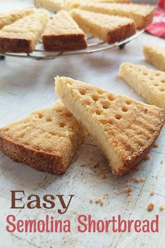 easy semolna shortbreads on a cutting board with the title overlay