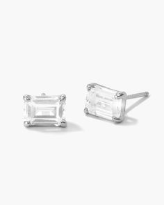 Our elegantly designed Emerald Cut Stud Earrings are finally here. These women's silver Emerald Cut Stud Earrings have brilliant handset 0.7ct diamond simulants and a silver setting that highlights the stone. This traditional style pairs perfectly with any of our classic chains and bracelets. Emerald Cut Stud Earrings, Princess Cut Stud Earrings, Mens Earrings Studs, Solid Gold Chains, Diamond Simulant, Silver Shop, Mens Gold, Men's Rings, Pendant Bracelet