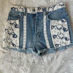 Super Super Cute Lace And Denim Shorts. Floral Denim Shorts, Blue Jeans Crafts, Tie Dye Denim, Jean Crafts, Acid Wash Denim, Floral Denim, High Rise Denim Shorts, Distressed Jean Shorts, Denim And Lace