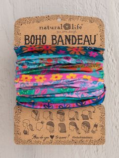 It’s sooo soft & comfy! Fun to wear different ways… a headband, scrunchie, tube top & more! We call our Boho Bandeaus® “effortless outfit makers”! We’d love to see how you wear your #bohobandeau! Bandeau Headband, Rainbow Border, Boho Bandeau, Effortless Outfit, Wide Headband, Reversible Quilt, Floral Headbands, Boho Hairstyles, Border Print