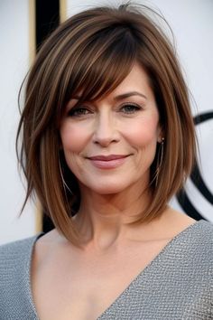 29+ Chin Length Hairstyles for Women Over 50 19 Chin Length Hair With Bangs, Chin Length Bob Hairstyles, Chin Length Cuts, Fine Thick Hair, Chin Length Haircuts