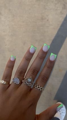 Light Green Short Nails, Mint Green French Tip Nails, Teal Green Nails, Simple Green Nails, Green Short Nails, Basketball Nails, Green Nail Ideas, Fye Nails, California Jewelry