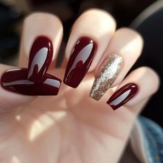 November Nails Burgundy, Thanksgiving Nails Burgundy, Maroon Nails Halloween, Burgundy Coffin Nail Ideas, Fall Nails Ideas Burgundy, Fall Nails Dark Colors, Burgundy Coffin Acrylic Nails, Wine Nails Acrylic