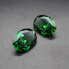 Priced per 1 gemstone. You can select a size. These gemstones are made by fusing natural emerald raw ore powder. Origin of ore: China Size: 4X6mm, 5X7mm, 6X8mm, 7X9mm, 8X10mm, 9X11mm, 10X12mm, 10X14mm, 12X14mm, 12X16mm, 13X18mm, 15X20mm Large Oval Green Gemstones, Oval Green Natural Gemstones, Green Oval Natural Gemstones, Oval Green Gemstones For Jewelry Making, Green Gemstones For Jewelry Making, May Birthstone, Stones For Jewelry, Emerald Gem, Green Oval, Egg Shape