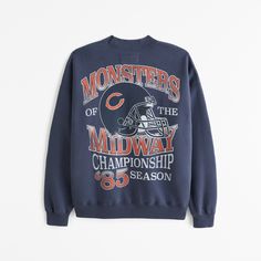 Classic sweatshirt in our softAF fleece fabric and oversized-fit silhouette, featuring vintage Chicago Bears-inspired graphic detail at chest and back, crew neckline and banded hem and cuffs. Navy Blue Sweatshirt, Gender Inclusive, Nfl Chicago Bears, Bear Graphic, Men's Tops, Comfort Design, Abercrombie Kids, Atlanta Falcons, Chicago Bears