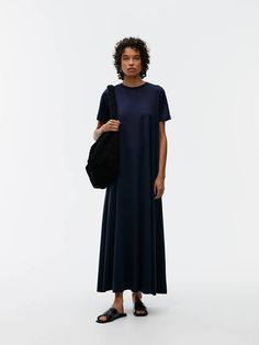 Relaxed T-Shirt Dress - Dark Blue - ARKET WW Long Jersey Dress, Leggings And Socks, Suits Clothing, Full Length Dress, Knitwear Tops, Dress Cuts, Clothes Collection, Sweatshirt Dress, Blouse Dress