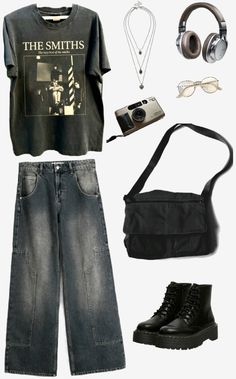 Grunge Outfits Band Tees, Grunge Style 90s Woman, Grunge Cool Outfits, 80s Grunge Clothes, Grunge Band Aesthetic Outfits, The Smiths T Shirt Outfit, Nirvana Grunge Outfit, Earth Grunge Aesthetic Outfit, The Smiths Shirt Outfits