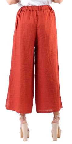 This comfy Linen pant comes with an elastic draw string waistband for custom fit. 100% Linen Model is 5'8 One Size Made in Italy Linen Pant, Linen Pants, Handbags On Sale, Custom Fit, Capri Pants, Capri, In Italy, Online Store, Italy