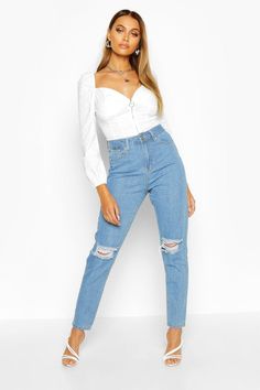 Perfect Jeans Fit, Look Grunge, Ripped Mom Jeans, Distressed Mom Jeans, Distressed Boyfriend Jeans, High Waisted Mom Jeans, Mode Casual, Jeans Mom, Straight Fit Jeans