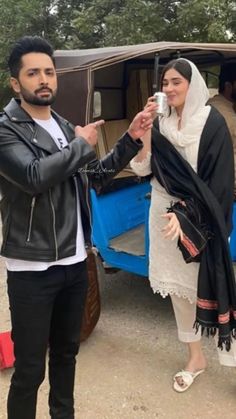 Danish Taimoor And Dur E Fishan, Durefishan Saleem, Ayurveda Hair Care, Pakistani Couple, Punjabi Girl, Ayurveda Hair, Danish Taimoor, Wahaj Ali, Bollywood Quotes