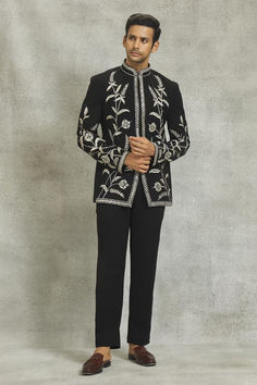 Black embroidered bandhgala jacket and pant set for men Designer Jodhpuri Suits For Men, Sangeet Outfit For Men, Indian Wedding Suits Men, Stylish Boy Clothes, Jodhpuri Suits For Men, Indian Wedding Clothes For Men, Embroidery Neckline, Indian Groom Wear, Sangeet Outfit