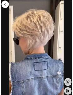 Short Sassy Haircuts, Thick Hair Cuts, Short Spiky Hairstyles, Short Silver Hair, Chic Short Hair, Stylish Short Hair, Layered Haircuts For Medium Hair, Short Grey Hair