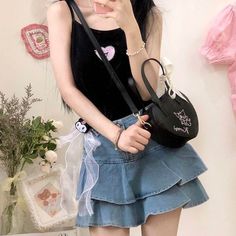 Material: PUOpen: ZipperUse: HandbagShape: HeartFree gift: Ribbon Color: White kitty, Black kuromi, Blue cinnamoroll, Pink melody, Purple kuromi Size: Height: 19cmWidth: 4.5cmLength: 15cm Hello Kitty Handbags, Hello Kitty Kuromi, Cross Bag, Small Crossbody Bag, Girls In Love, Bag Women, White Bag, Lany, Cross Body Handbags