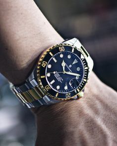 Skin Diver, Full Throttle, Light Brown Leather, Vintage Character, Blue Ray, Marine Blue, Two Tone Watch