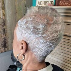 Short Hairstyle Women Fine Hair Over 60, Hair Styles For Thinning Hair Over 60, Hair Styles For Women Over 70 Grey, Short Hair For Over 60 Older Women, Mom Cut Fine Hair, 70 Year Old Hairstyles, Short Hairstyles For Women Over 70, 60 Year Old Hairstyles Short, Senior Hairstyles Older Women