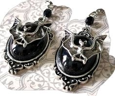 Elegant Metal Halloween Earrings, Elegant Metal Earrings For Halloween, Nickel-free Vampire Style Dangle Jewelry, Vampire Style Dangle Party Jewelry, Vampire Style Dangle Jewelry For Party, Gothic Black Hypoallergenic Earrings, Elegant Adjustable Halloween Earrings, Black Hypoallergenic Jewelry For Party, Gothic Sterling Silver Earrings For Parties