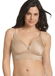 PRICES MAY VARY. Style 2998 Wire-free bra cups and full coverage Adjustable straps with hook and eye back closure Breathable cups for all day comfort Body: 83% nylon/17% spandex; Cup Lining: 100% polyester If it's true that your outfit is only as comfortable as what you put on underneath, the Jockey Forever Fit V-Neck Molded Cup Bra is a must-have. The soft, stretchy fabric fits you like a second skin, while the lined, molded cups offer you plenty of lift and support. Adjustable straps help ensu Anti Aging Face Serum, Comfy Bra, Women Boxing, New Bra, Comfortable Bras, Lounge Lingerie, Everyday Bra, Wireless Bra, Womens Bras