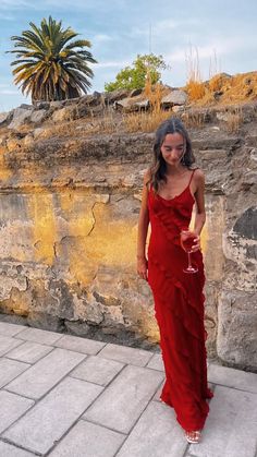 Wedding Guest Outfit Europe, Simple Floor Length Dress, Wedding Guest Dresses Aesthetic, Red Dress Looks Classy, Italy Wedding Outfit Guest, Prom Dresses Flattering, Italian Summer Maxi Dress, Winter Formal Midi Dresses, Ball Formal Dresses