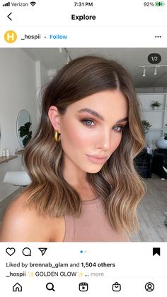 Frosty Light Brown Hair, Light Brown Balayage Lob, 2023 Hair Trends For Women Wavy, Subtle Highlights Straight Hair, Frame Highlights Brown Hair, Light Brown Lob With Highlights, Light Brunette Short Hair, Golden Balyage Short Hair, Brown Balayage Lob