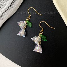 Lily of the Valley Earrings - Lily flower dangle earrings - White bell flower earrings - Unique Gift For Her 🤍 Hypoallergenic 🌸 Handmade with love ✨ Cute & Dainty  🎁 Gift ready 〰️Click👇🏻 Find more Earrings🎀  https://www.etsy.com/shop/byYeeSo ◽️ PACKAGING ◽️  * The jewelry will be nicely packaged * Comes with a drawstring suede pouch * If you need personalized gift note, please click the link below, add it to your cart when check out to upgrade your packaging. https://www.etsy.com/listing/1 Lily Flower Earrings, Lily Of The Valley Earrings, Diy Jewelry Earrings, Wire Wrapping Diy, Flower Dangle Earrings, Jewellery Inspiration, Earrings Unique, Cute Little Things, Earrings White