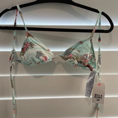 Small Size New With Tags Billabong Swimsuit, Cute Summer Bikinis, Vacation Bathing Suits, Summer Countdown, Baithing Suits, Swimsuit Inspo, Pretty Bikinis, Billabong Swim, Tropical Bikinis