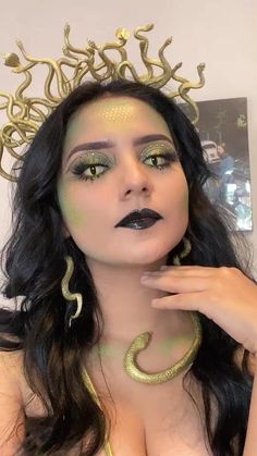 Easy Halloween Makeup, Halloween Makeup Diy, Halloween Makeup Ideas, Halloween Makeup Pretty, Pretty Halloween