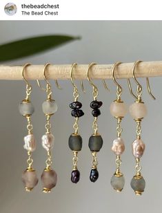 Earring Inspo, Creative Jewelry Photography, Wire Wrap Jewelry Designs, Pearl Jewelry Design, Beaded Earrings Diy, Indie Jewelry, Diy Jewelry Inspiration, Silver Earrings Handmade, Handmade Fashion Jewelry