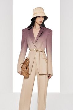 Woman Suit Fashion, Fashionista Clothes, Easy Trendy Outfits, Fashion Mistakes, Suit Fashion, Business Casual Outfits, Formal Shirts, Lookbook Outfits, Work Outfits