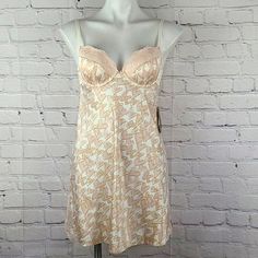 Nwt. International Concepts White Gold And Pink Silky Heart Print Chemise/ Nightgown. Has Adjustable Shoulder Straps. Underwire Cups. Super Cute And Flirty. Size Small. White V-neck Coquette Sleepwear, White V-neck Chemise For Sleepover, White Sleepwear With Built-in Bra For Spring, Fitted Beige V-neck Sleepwear, Fitted White Sleepwear, White Fitted Sleepwear, White Fitted Chemise For Loungewear, Fitted White Chemise For Loungewear, White Fitted Chemise For Sleep