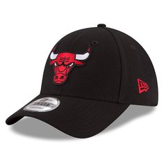 the chicago bulls'new era team logo is shown in black